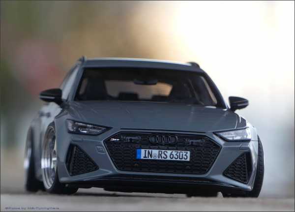 1:18 Audi RS6 Avant (C8) Grau Edition 2020